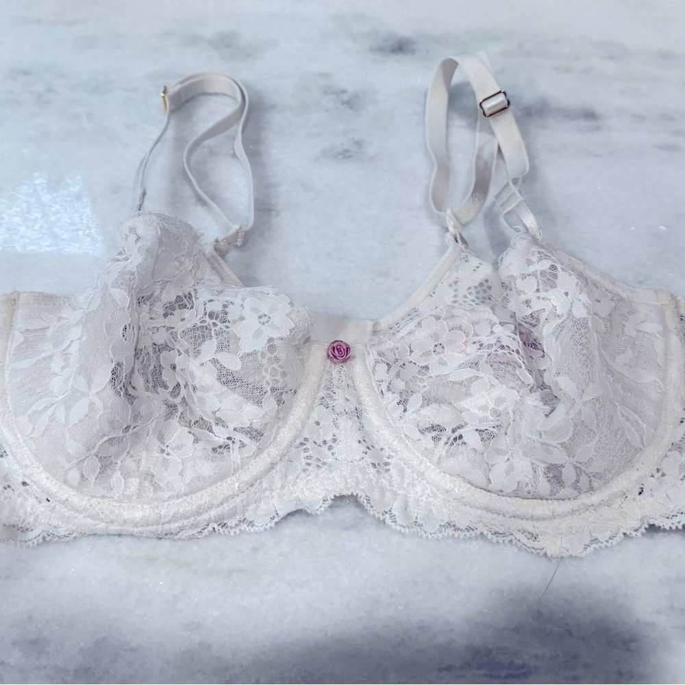 Victoria's Secret Dream Angels Push Up Without Padding Bra White Lace 32DD NWOT